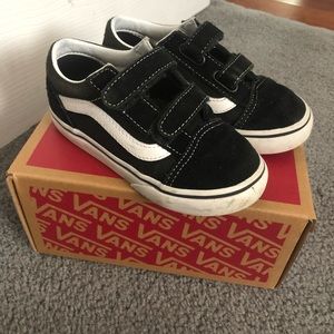 Toddler Boy/Girl Black Strap Vans